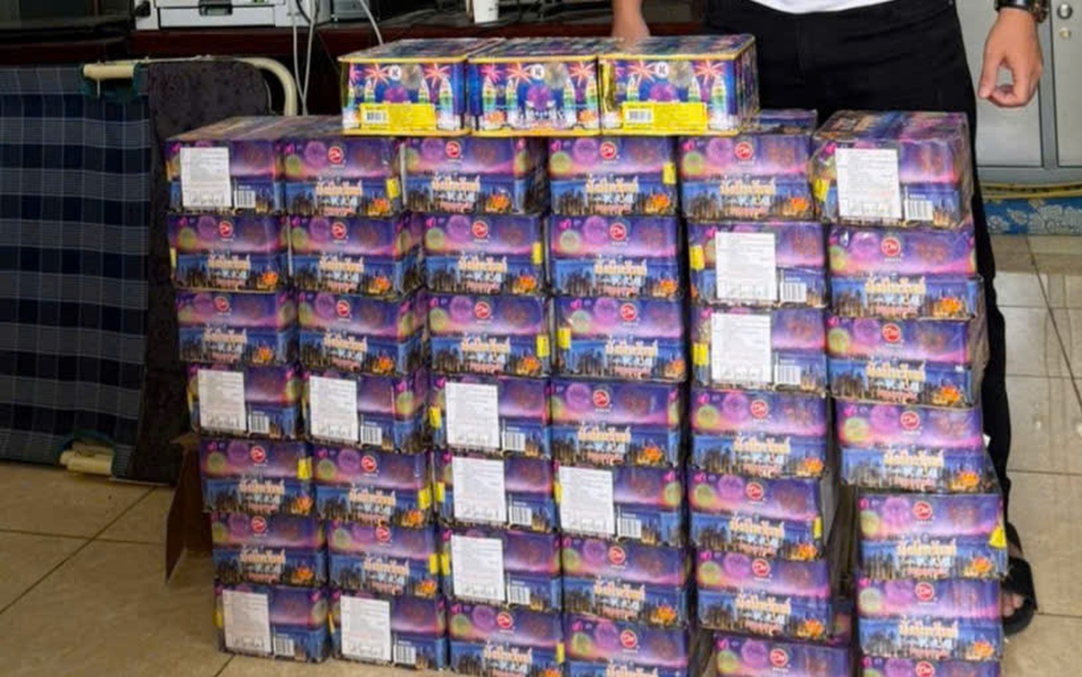 Phá đường dây pháo lậu, khởi tố 12 người liên quan