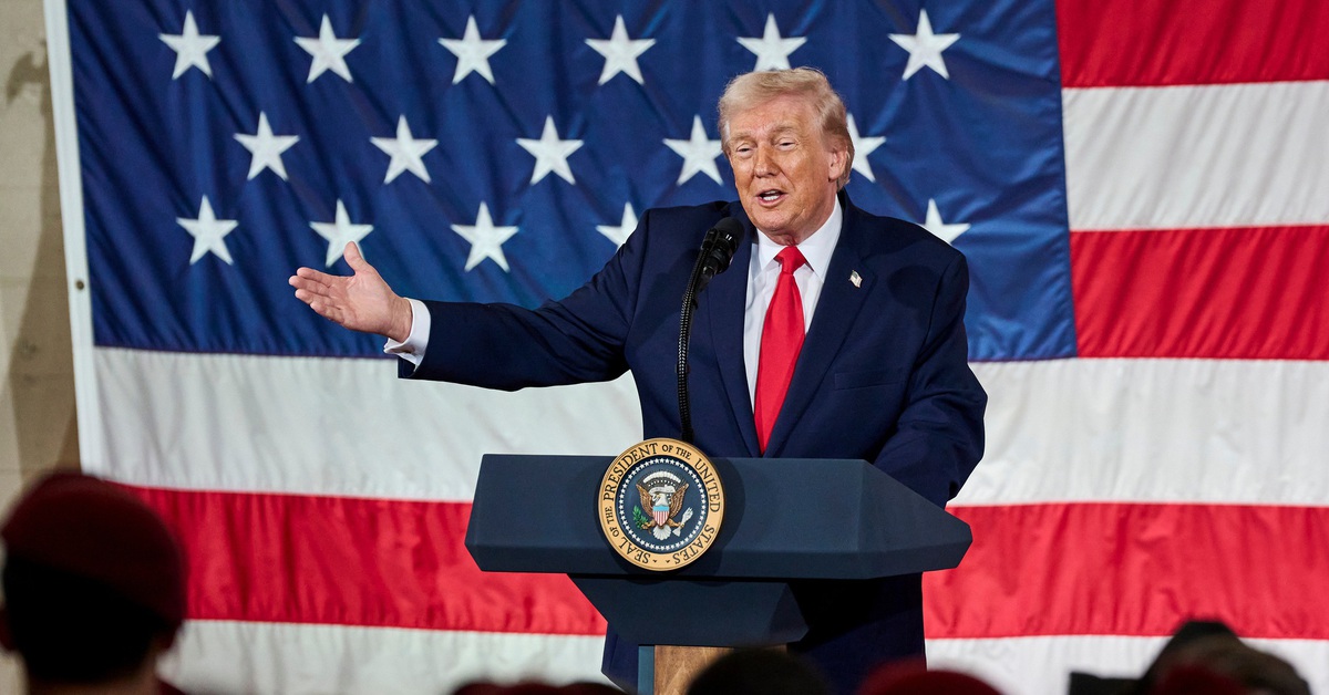 Ông Trump khoe Mỹ sở hữu vũ khí đặc biệt có thể vô hiệu hóa phòng thủ Nga, Trung Quốc