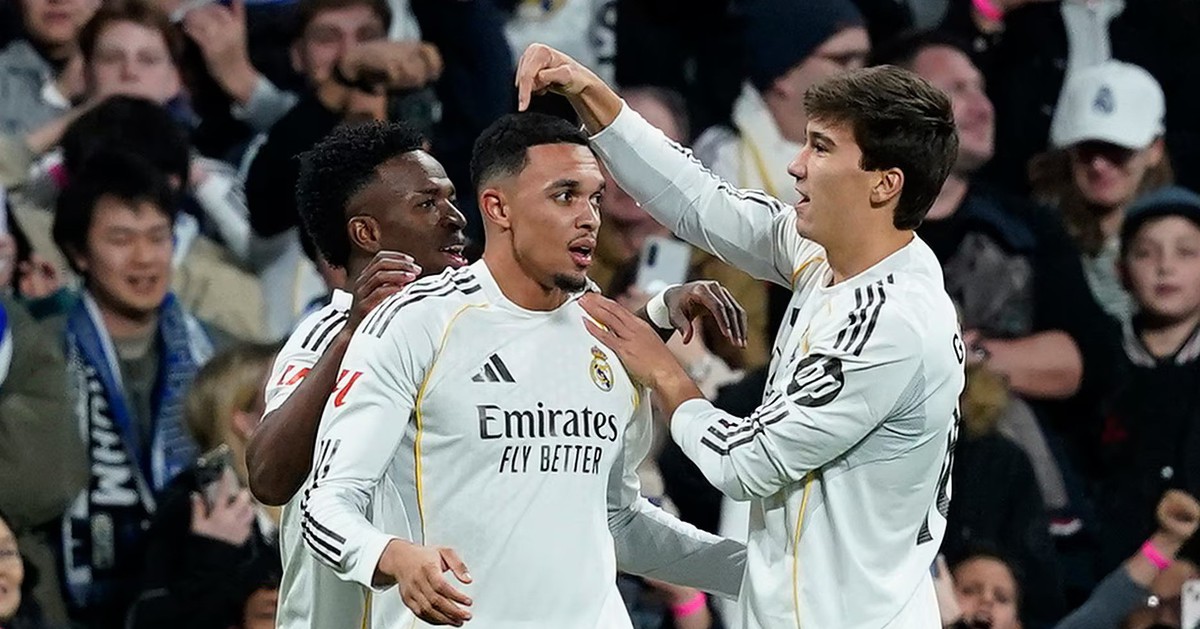 Vắng Mbappe, Real Madrid vẫn lên đầu bảng La Liga