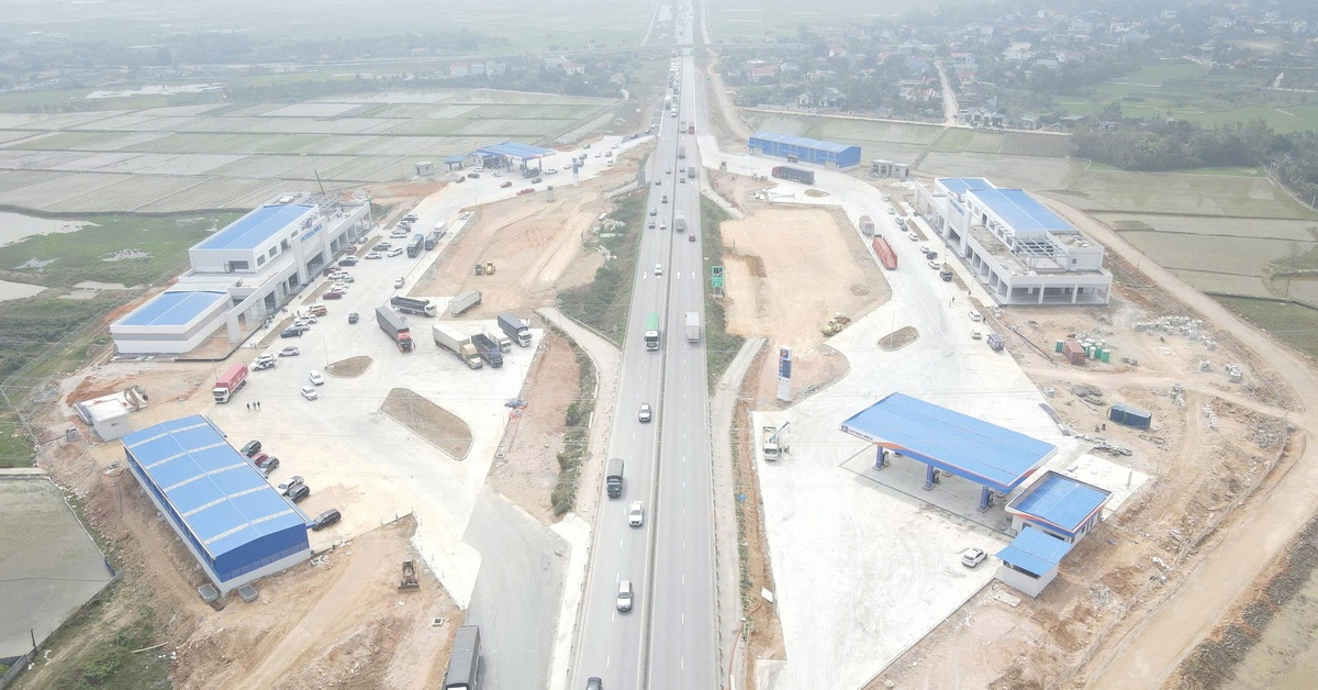 Trạm dừng nghỉ đầu tiên trên cao tốc Mai Sơn - quốc lộ 45 đi vào hoạt động