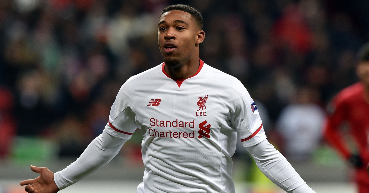 Cựu sao Ngoại hạng Anh bị bắt giữ ngay tại sân bay