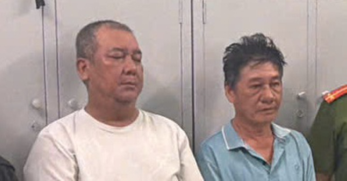 Bắt khẩn cấp 4 người đánh nhau giữa đường ở khu vực sân bay Tân Sơn Nhất