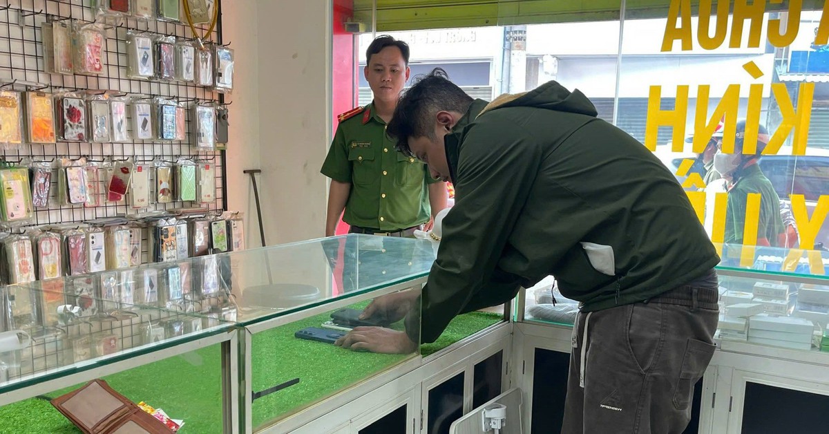 ‘Siêu trộm’ lấy 51 chiếc điện thoại trong đêm, sa lưới sau 3 giờ gây án tại TP.HCM