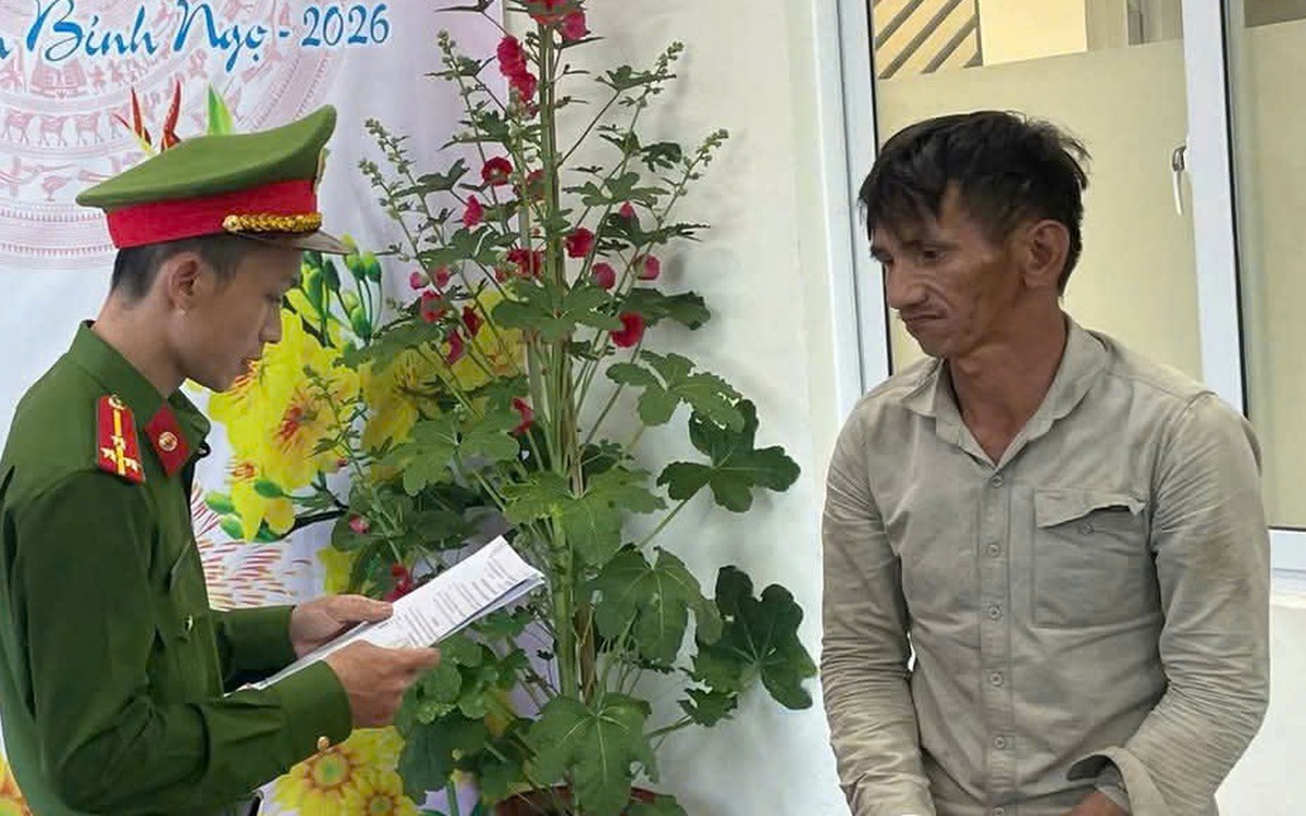 Xem clip phá án ma túy, thanh niên bình luận 'còn bố mày nữa bắt luôn đi”, kết quả bị khởi tố