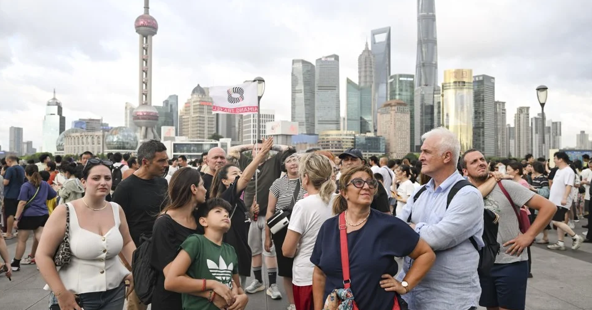 Trung Quốc miễn visa cho các nước trong nhóm Five Eyes, trừ Mỹ