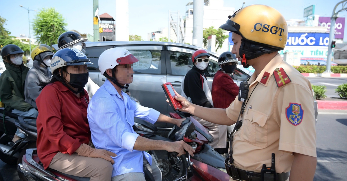 Nhiều trường hợp vi phạm nồng độ cồn ở TP.HCM sáng mùng 1 Tết