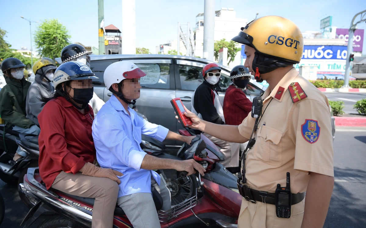 Nhiều trường hợp vi phạm nồng độ cồn ở TP.HCM sáng mùng 1 Tết