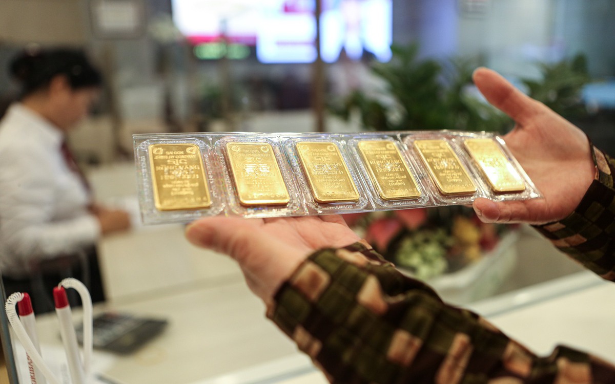 Mùng 1 Tết giá vàng bạc thế giới giảm mạnh sau 'đàm phán tích cực' của Iran - Mỹ