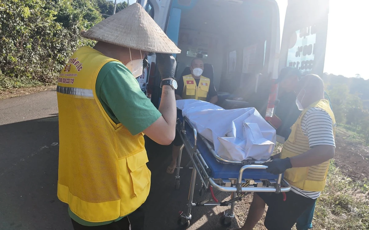 Tai nạn mùng 2 Tết, 3 người trong một gia đình tử vong