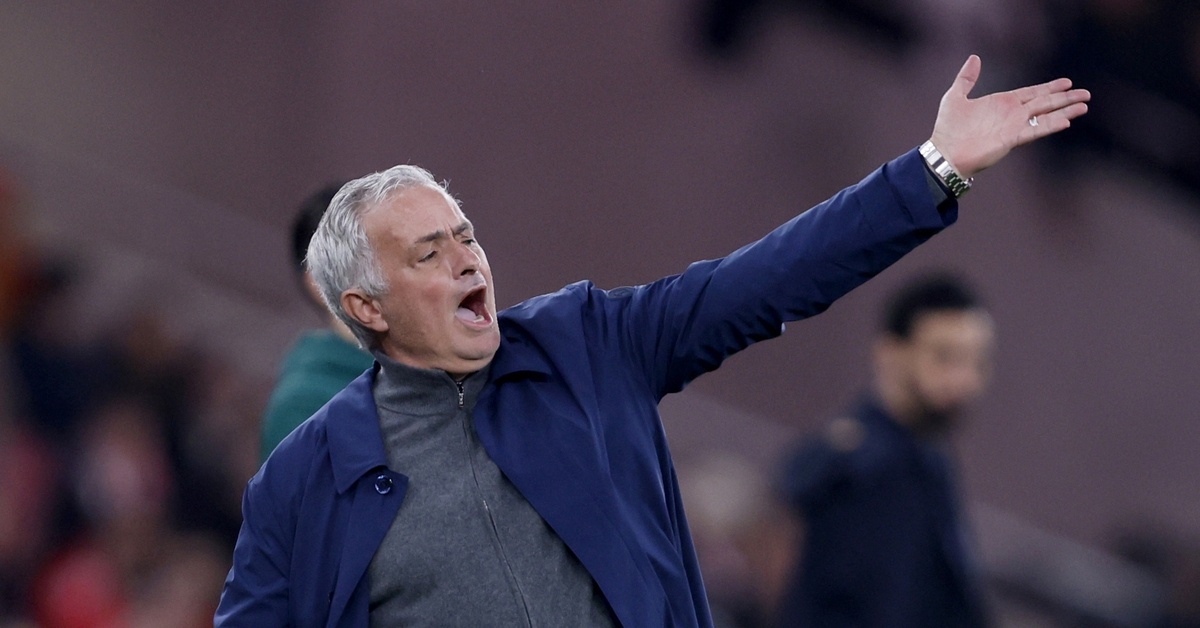 HLV Mourinho chỉ trích Vinicius là kẻ gây rối, phá hoại trận đấu