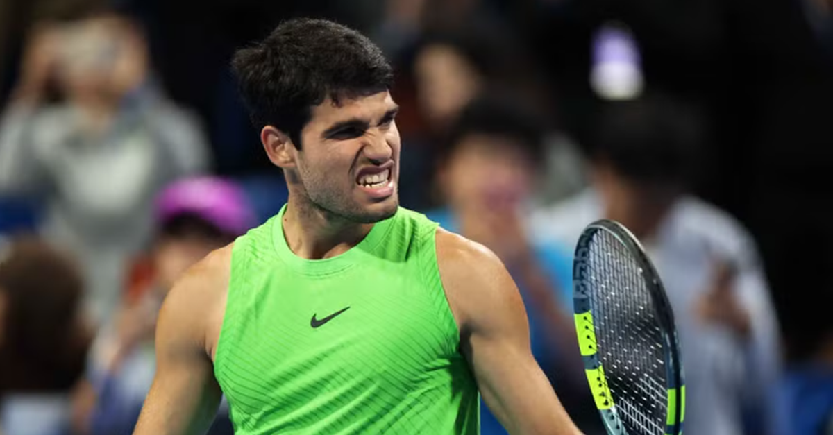 Carlos Alcaraz cán mốc 150 trận thắng trên sân cứng