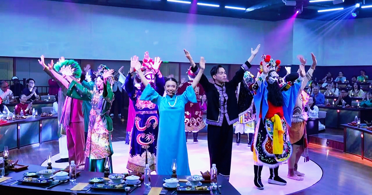 Phòng vé 'vui như Tết' buổi ra mắt show ẩm thực ‘Đan di sản, chạm cảm xúc’