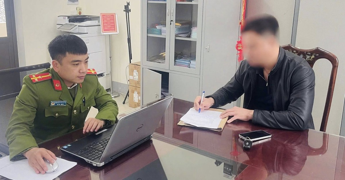 Công an thông báo tài xế 'khóa đầu, khóa đuôi' trong ngõ nhỏ ở Hà Tĩnh đã nhận sai