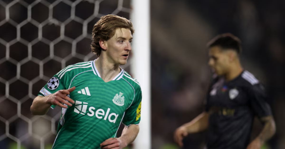 Ngôi sao Newcastle xô đổ hàng loạt kỷ lục sau trận thắng đậm tại Champions League