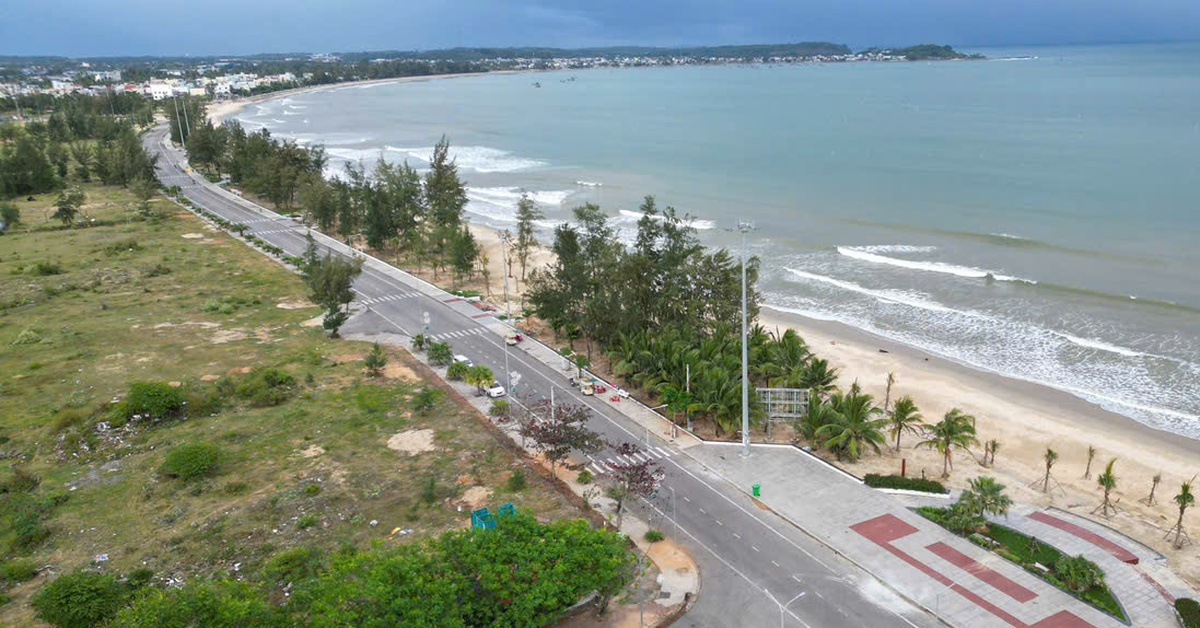 Quảng Ngãi mở phố đi bộ ven bãi biển Mỹ Khê