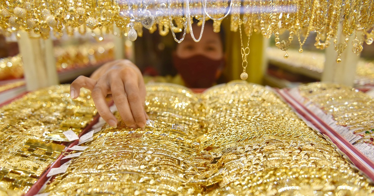 Khi nào giá vàng và giá bạc mới kết thúc đợt điều chỉnh?