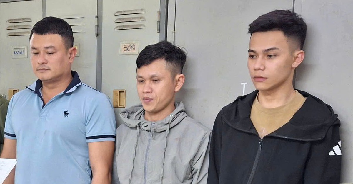 Tạm giữ 3 người đánh du khách nước ngoài ở Nha Trang