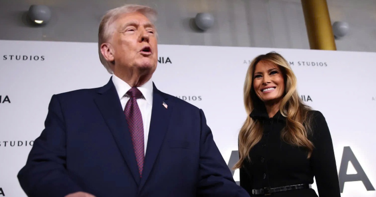 Ông Trump gọi vợ là 'ngôi sao điện ảnh' sau thành công của phim tài liệu