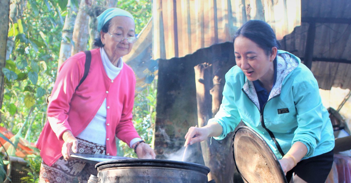 Nhà tôi cúng tiễn ông bà, Tết đã qua mà lòng còn ở lại
