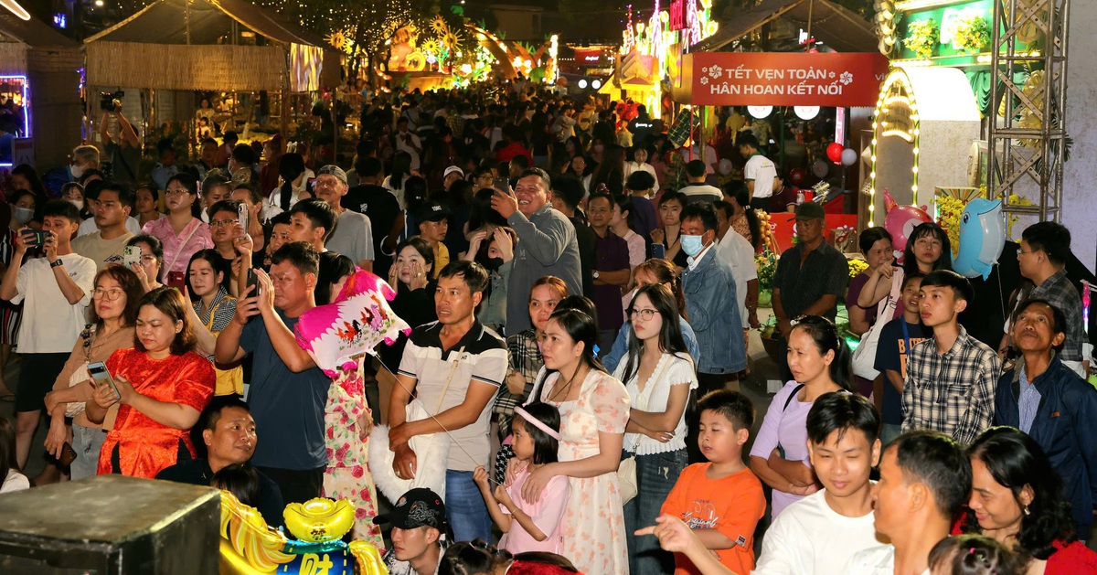 Nhờ đâu du lịch miền Tây bội thu ngày Tết?