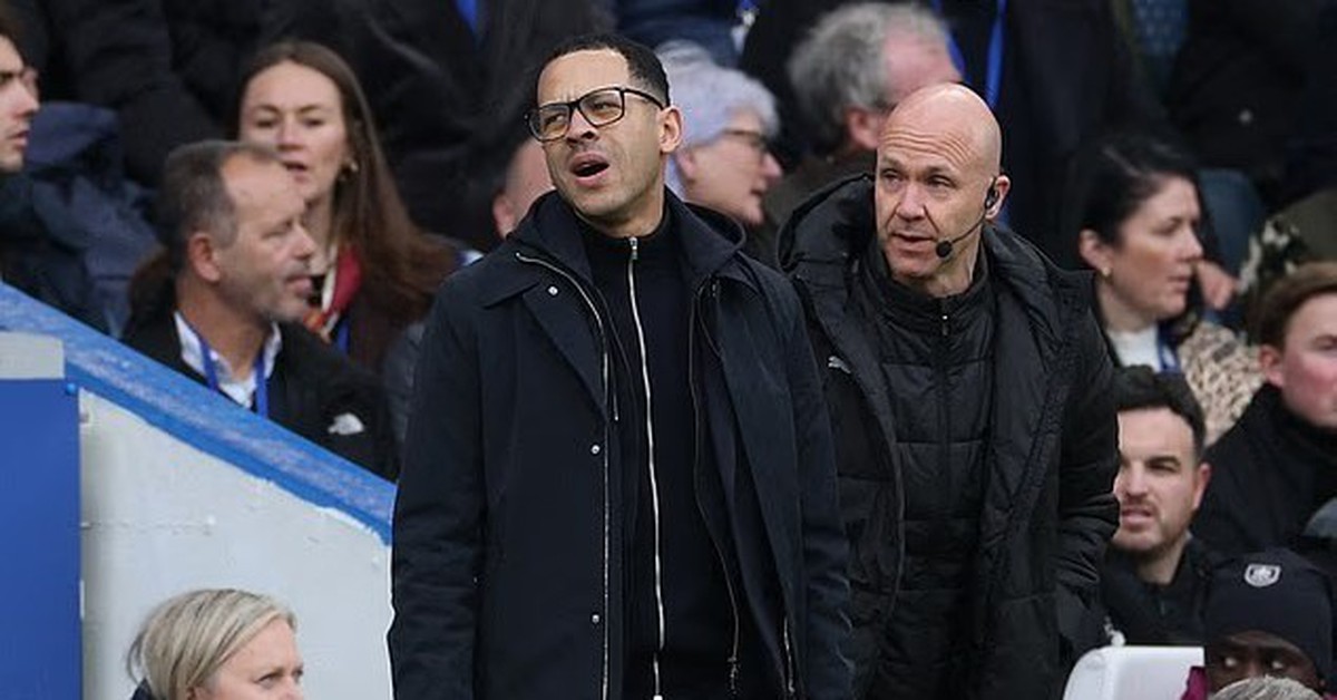 HLV Liam Rosenior: Một số cầu thủ Chelsea thi đấu thiếu trách nhiệm