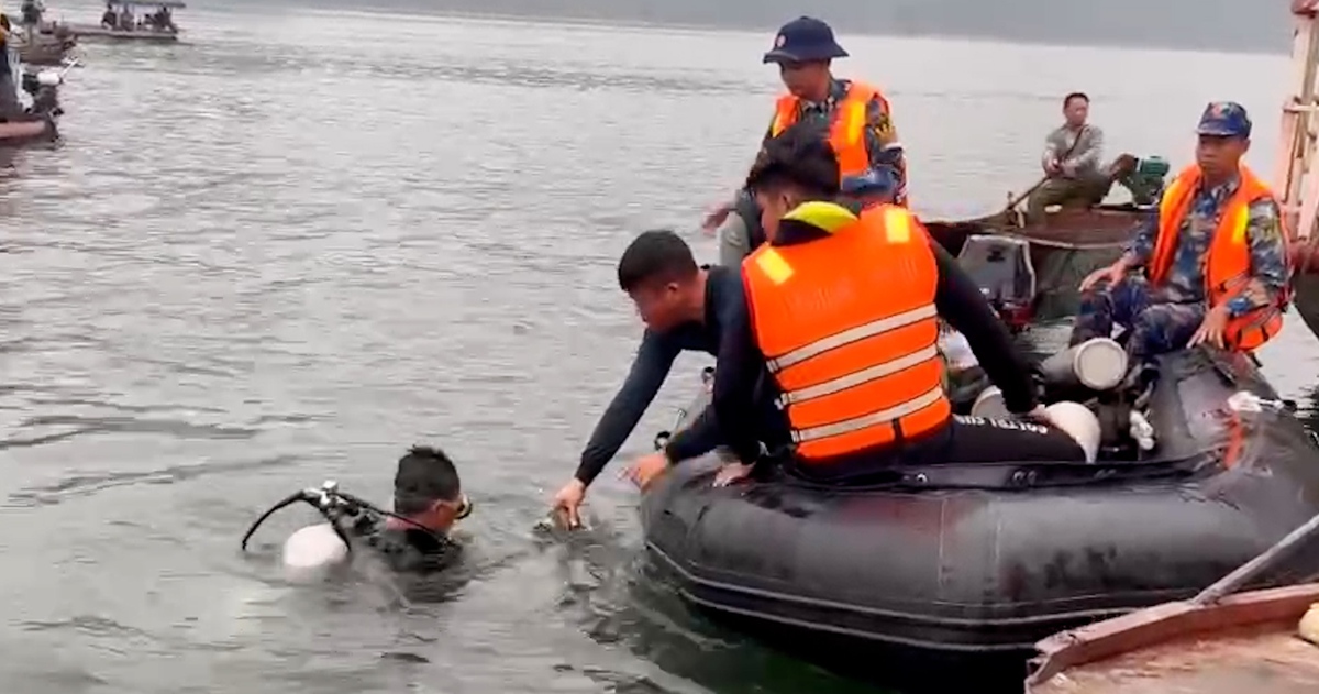 Đã tìm thấy 6 thi thể nạn nhân vụ chìm tàu chở khách ở hồ Thác Bà