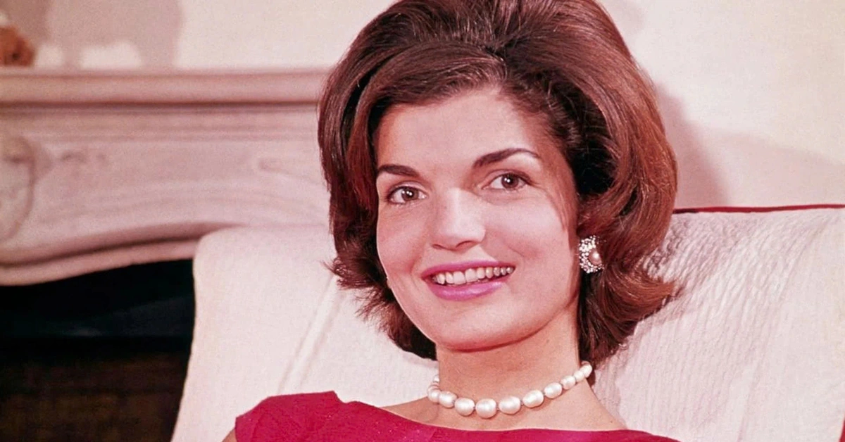 Cuộc đời của Jackie Kennedy qua những viên kim cương
