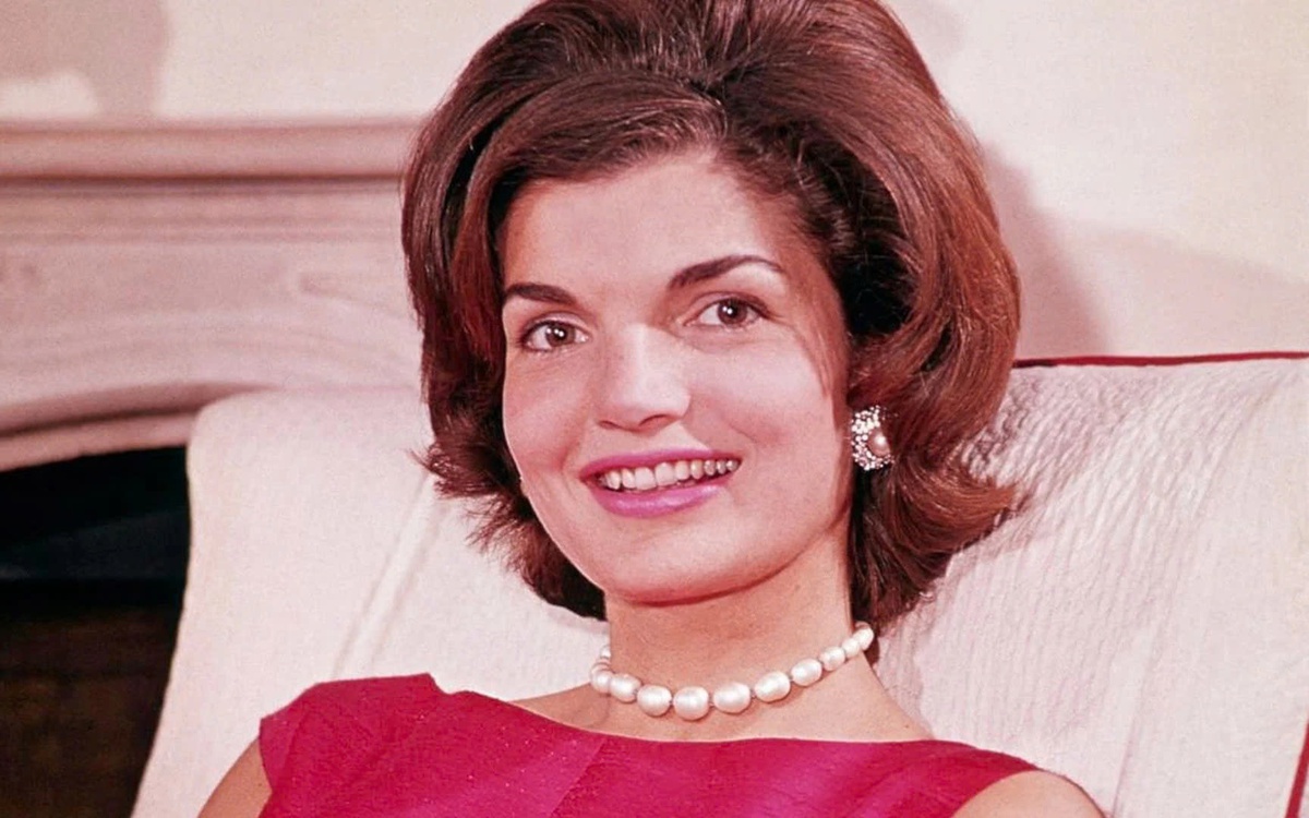Cuộc đời của Jackie Kennedy qua những viên kim cương