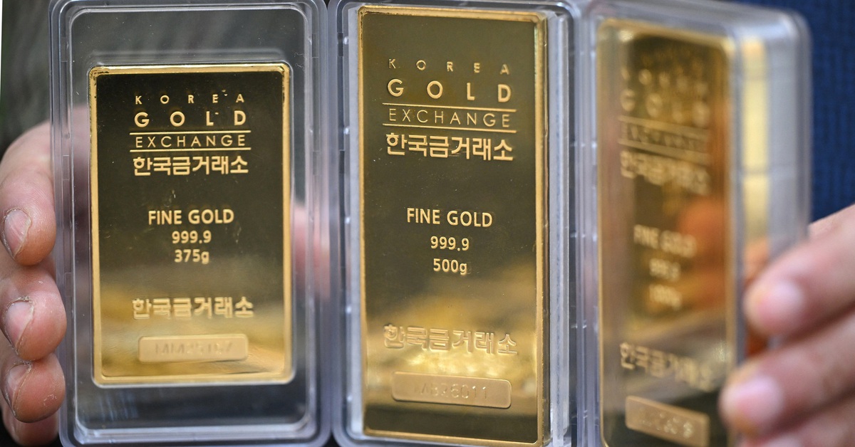 Giá vàng thế giới tiếp tục tăng, đạt đỉnh nhiều tuần