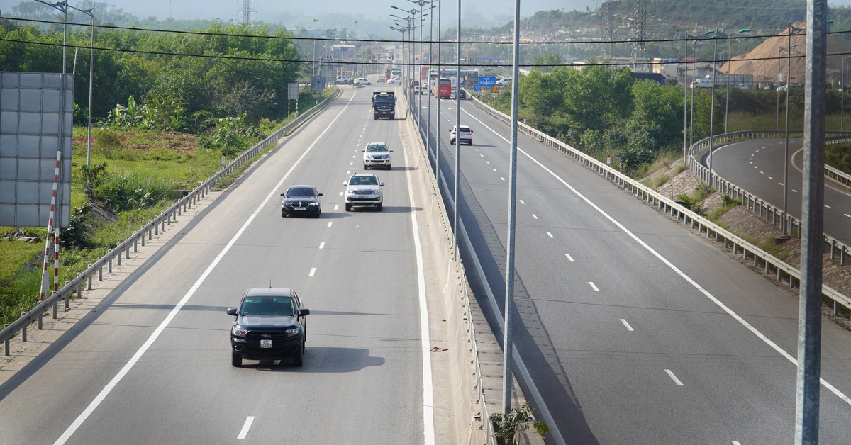 Nhiều tuyến cao tốc ghi nhận kỷ lục mới về lưu lượng xe dịp Tết