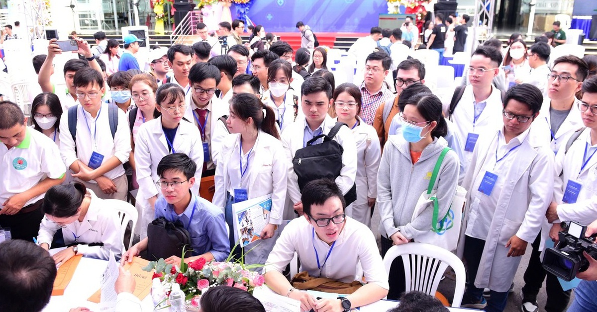 TP.HCM ban hành chính sách đặc thù cho bác sĩ nội trú