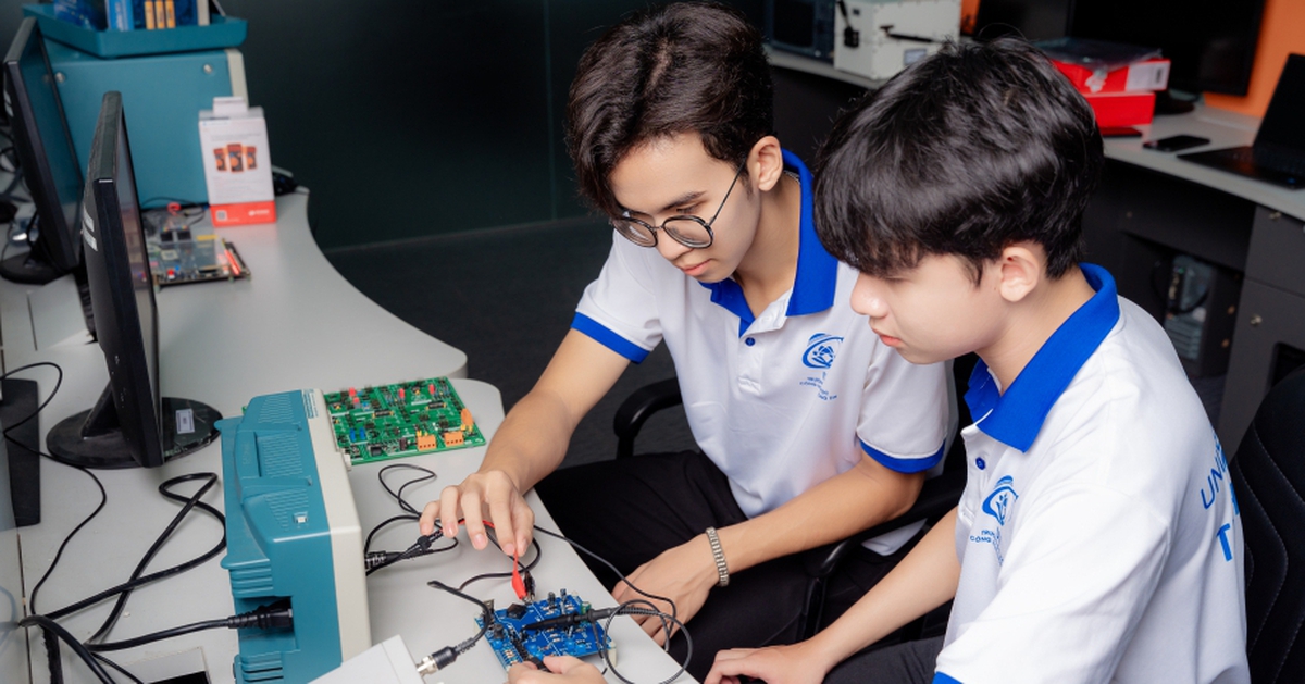 Trường ĐH Công nghệ thông tin tuyển thẳng học sinh giỏi quốc gia văn, sử, địa