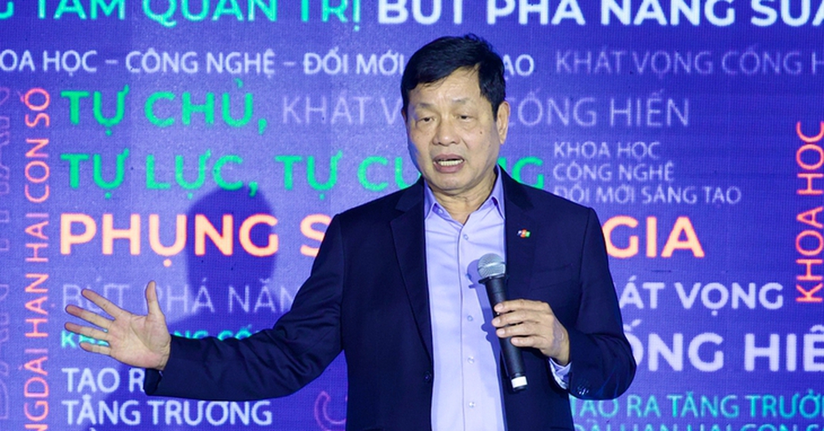 Vì sao khối ngoại đột ngột bán ròng 2.589 tỉ đồng cổ phiếu FPT chỉ sau 2 phiên?