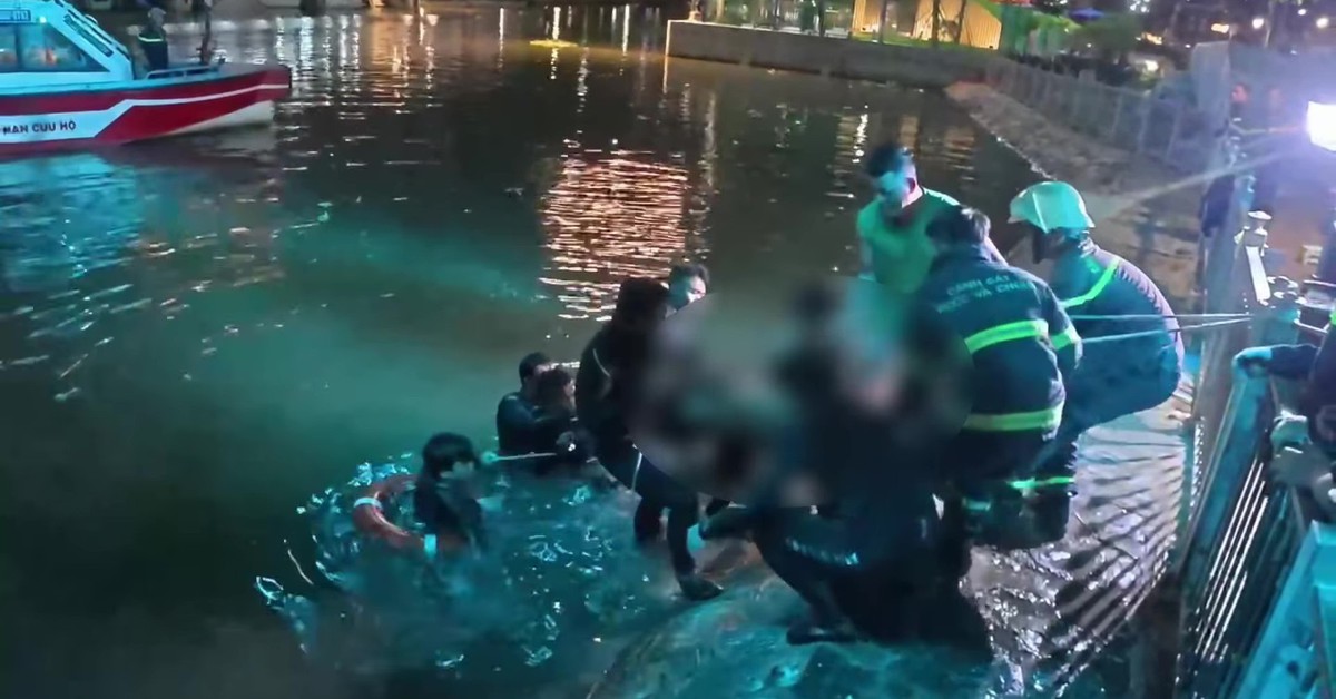 Lực lượng cứu nạn cứu hộ tìm thấy 2 thi thể dưới Kênh Tàu Hủ