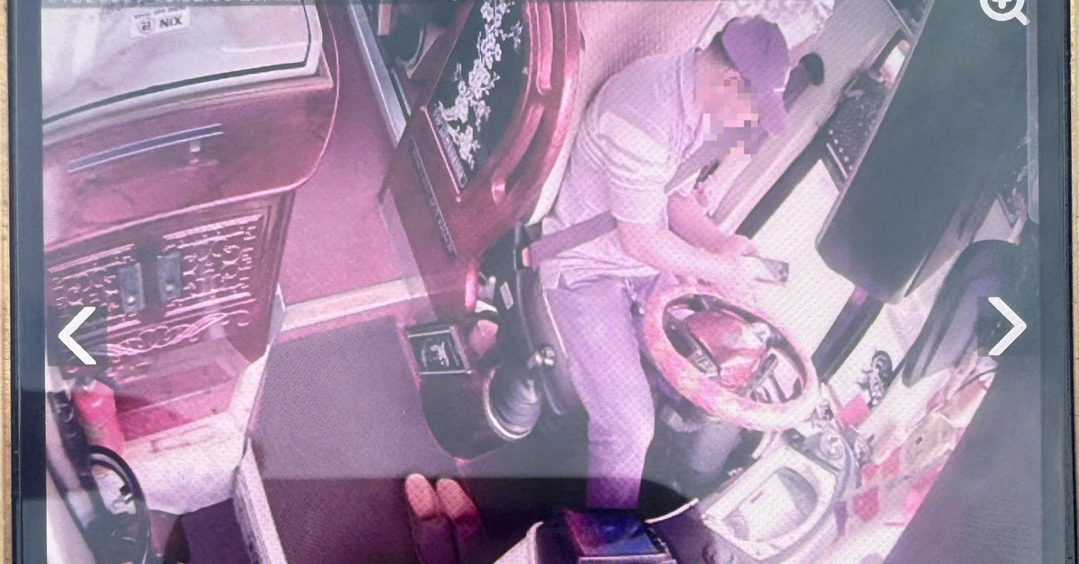 120 tài xế bị phạt vì dùng điện thoại khi lái xe trên cao tốc