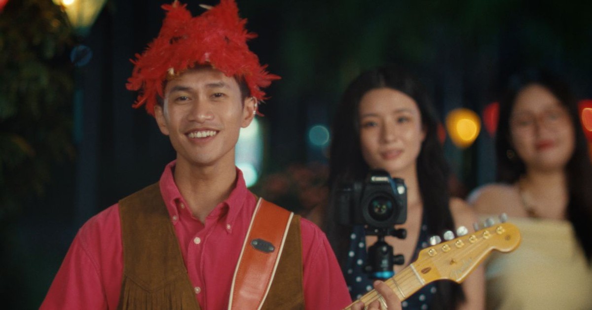 Nguyễn Hùng dỗi khi mất vai nam chính sau 'Mưa đỏ'