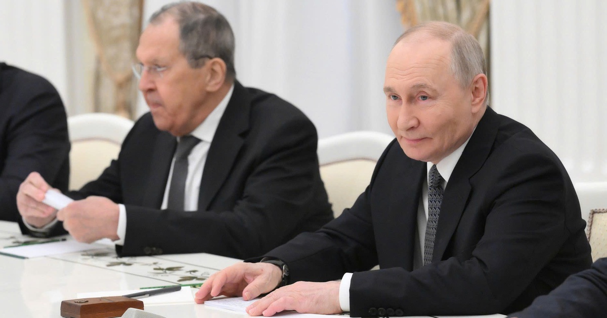 Đặc phái viên của Tổng Bí thư Tô Lâm gặp Tổng thống Nga Putin