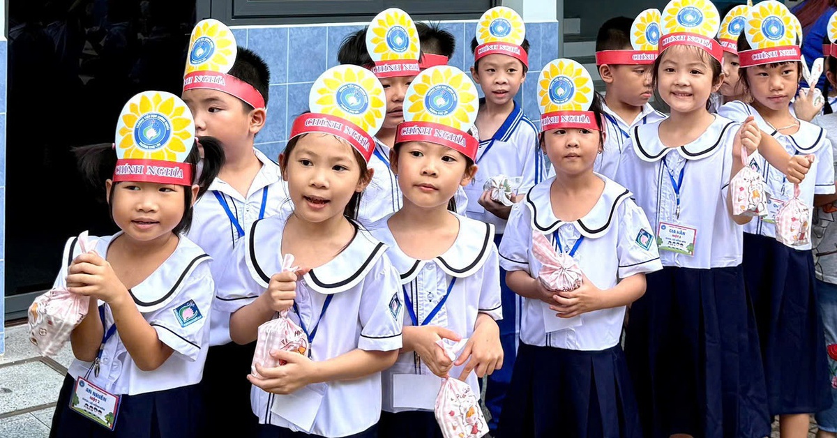 Tuyển sinh đầu cấp ở TP.HCM: Không muốn cho con học ở nơi thường trú, phải làm sao?