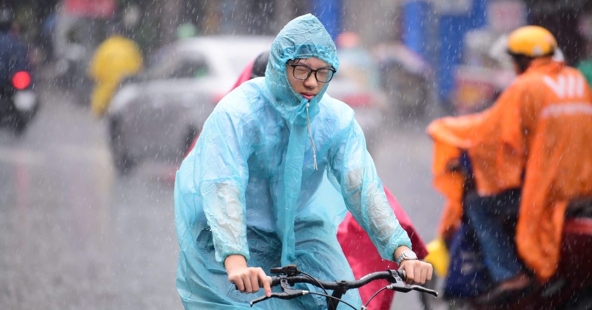 Thời tiết hôm nay 27-2: Bắc Bộ giảm mưa, Nam Bộ mưa trái mùa