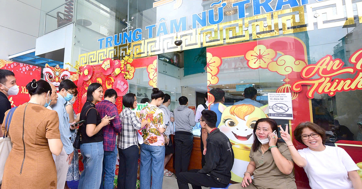 Nhiều điểm lạ trong ngày Thần tài