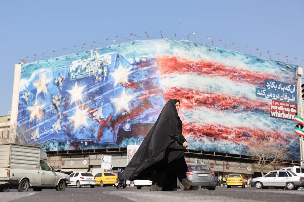 Trung Quốc kêu gọi công dân rời Iran 'sớm nhất có thể' giữa nguy cơ Mỹ không kích