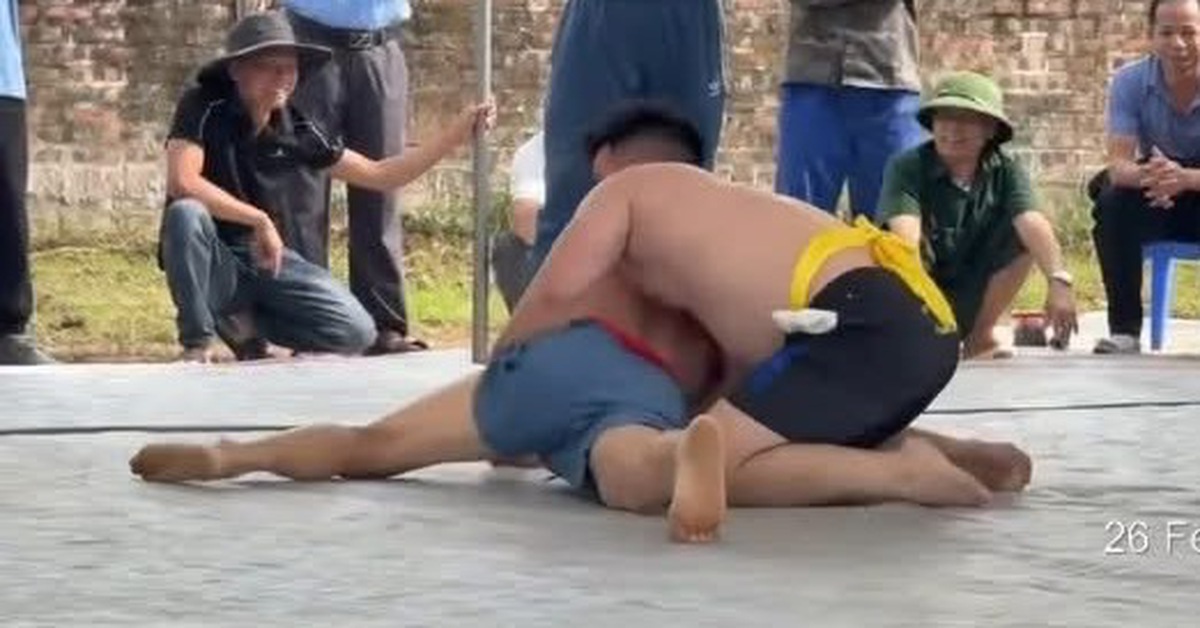 Người đàn ông tử vong sau khi thi đấu vật ở lễ hội làng