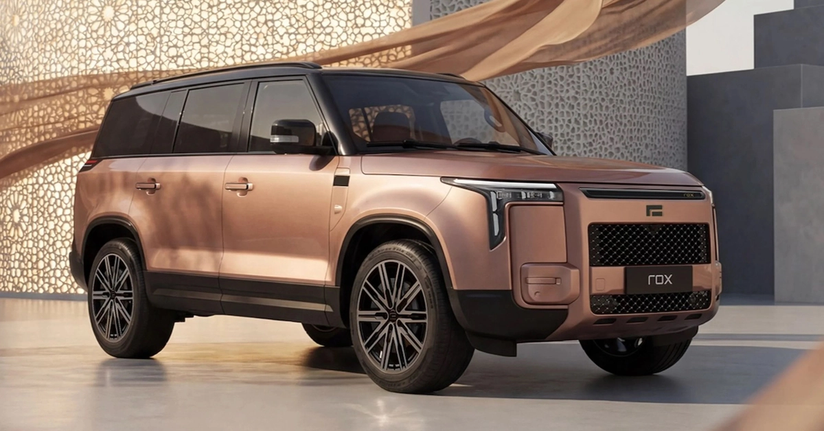 Chiếc xe điện ai đi xa dùng cũng rất yêu tâm: Tích hợp cả toilet khẩn cấp