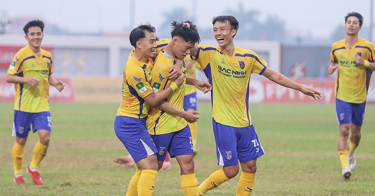 Thua ngược Bắc Ninh, Quảng Ninh xa dần tấm vé trở lại V-League