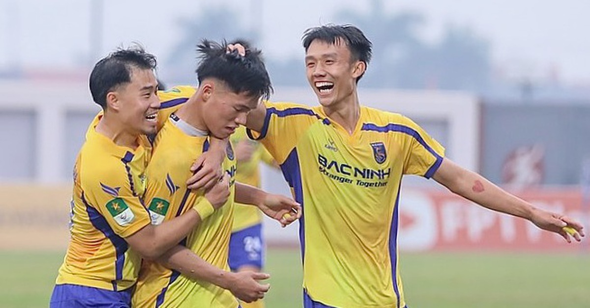 Thua ngược Bắc Ninh, Quảng Ninh xa dần tấm vé trở lại V-League