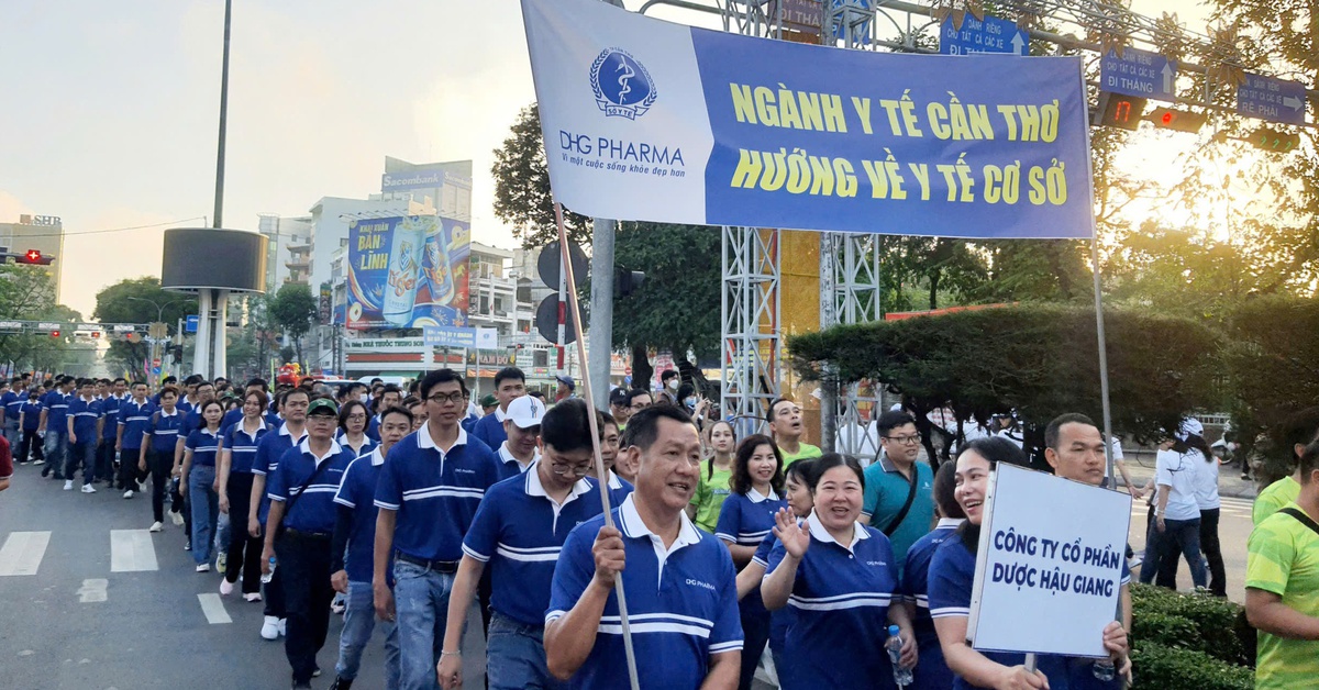 Đi bộ hướng về y tế cơ sở, TP Cần Thơ nhận được 1,5 tỉ đồng