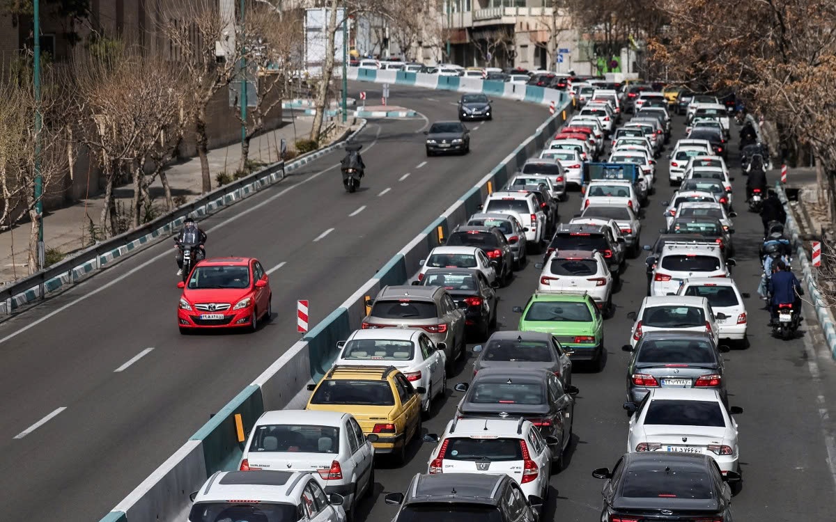 Dân Iran được kêu gọi 'rời thủ đô', dân Israel 'bình thản'