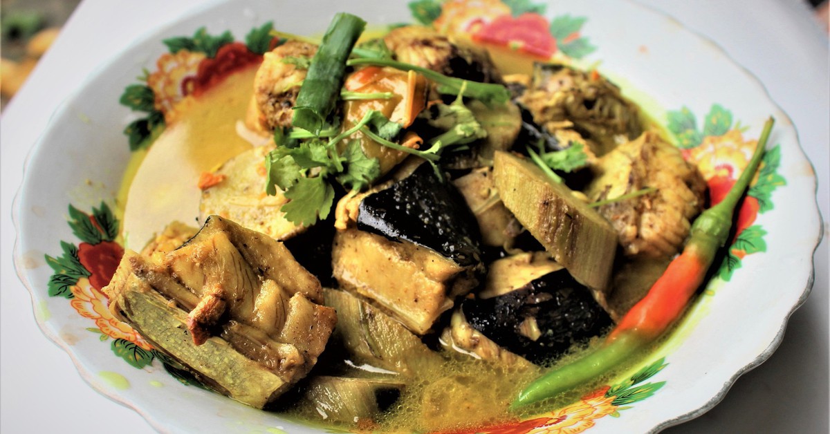 Cá đuối biển Nam Ô om chuối xanh