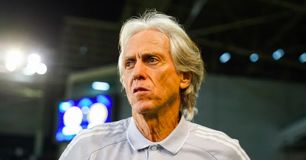 Căng thẳng sau vụ Ronaldo đình công, ban bố 'lệnh im lặng' đến HLV và toàn đội Al Nassr