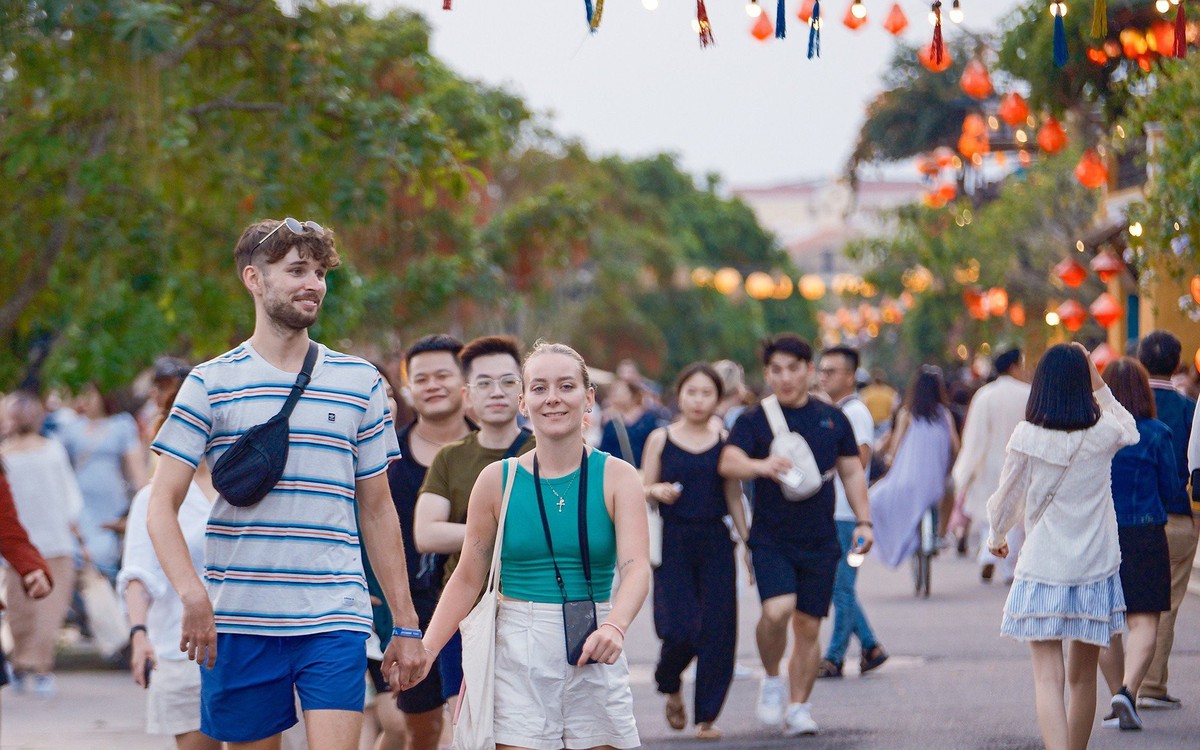 Tin tức sáng 4-2: Xây dựng bộ nhận diện hình ảnh quốc gia Việt Nam, mục tiêu lên hàng đầu châu Á